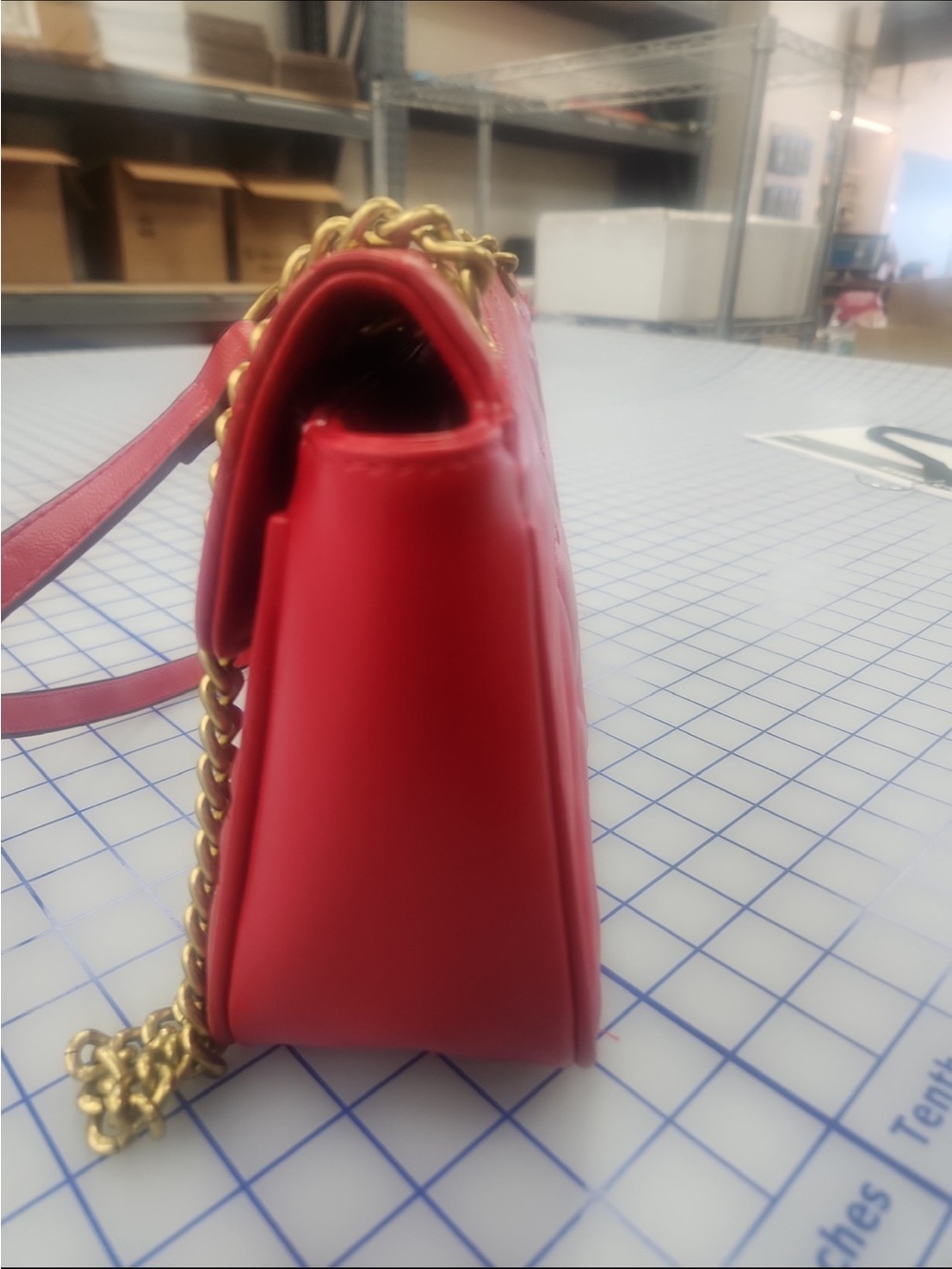 Gucci Red Quilted Leather Shoulder Bag with Gold Chain - Picture 3 of 4